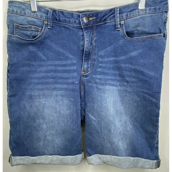 Justfab Women’s Bermuda Style Denim Jean Shorts 34 Blue Distressed Cuffed Legs - Picture 1 of 8